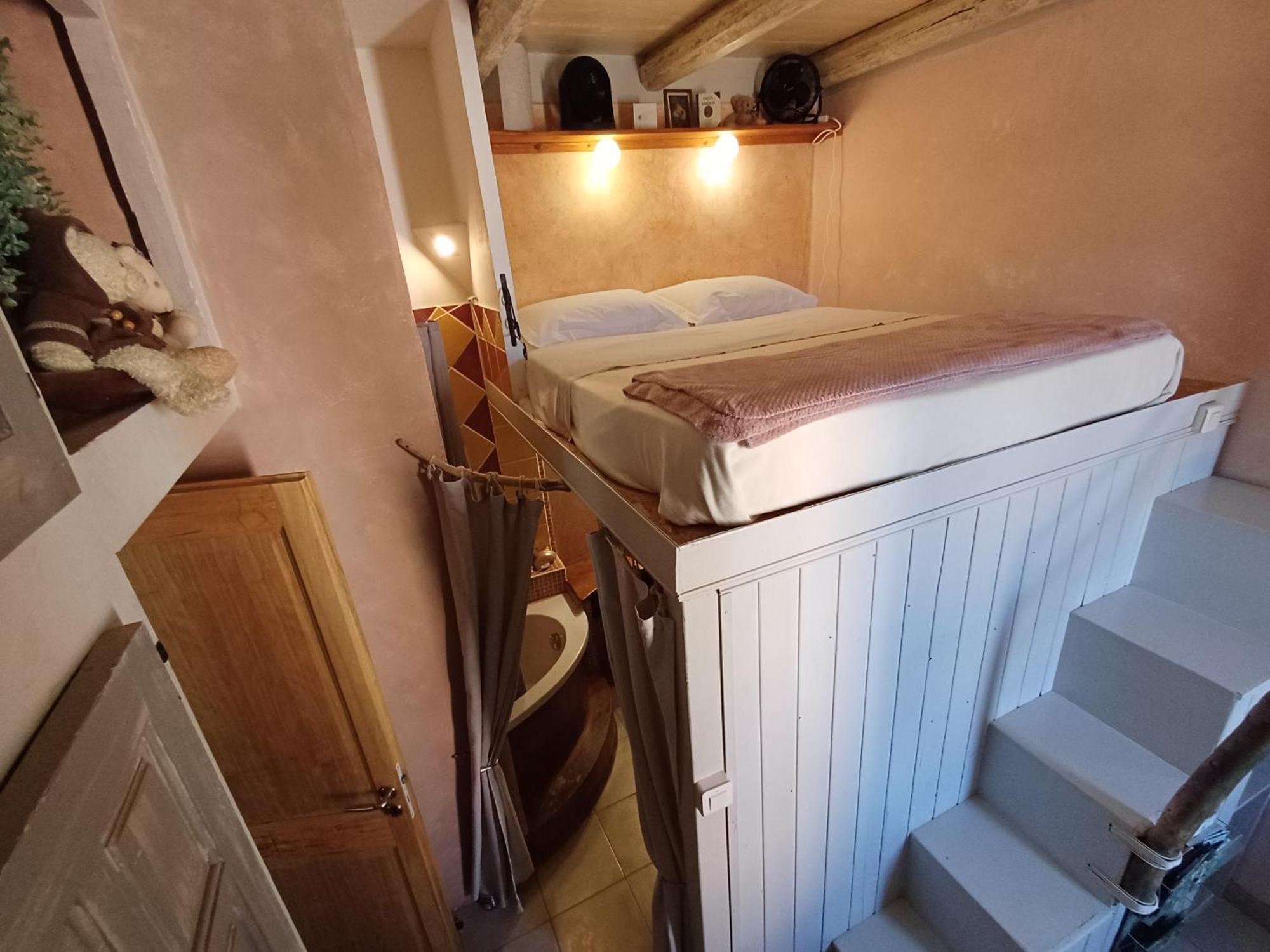 Casaluna, Chambre Climatisee Dans Maison De Village Sotta Exterior foto