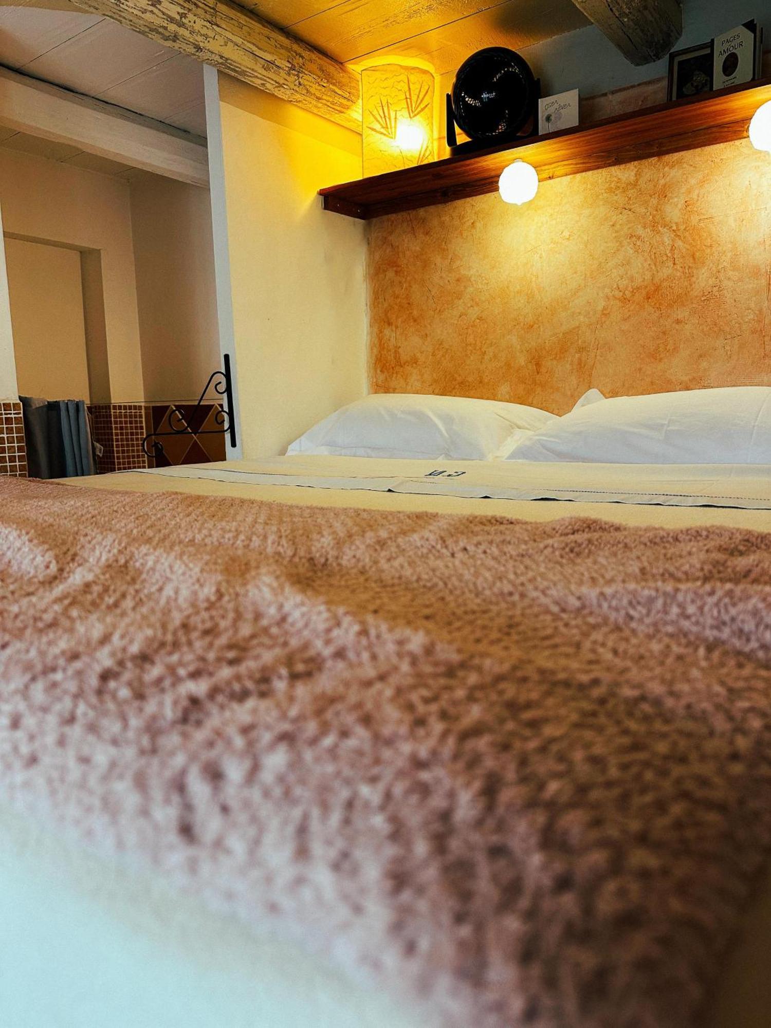 Casaluna, Chambre Climatisee Dans Maison De Village Sotta Exterior foto
